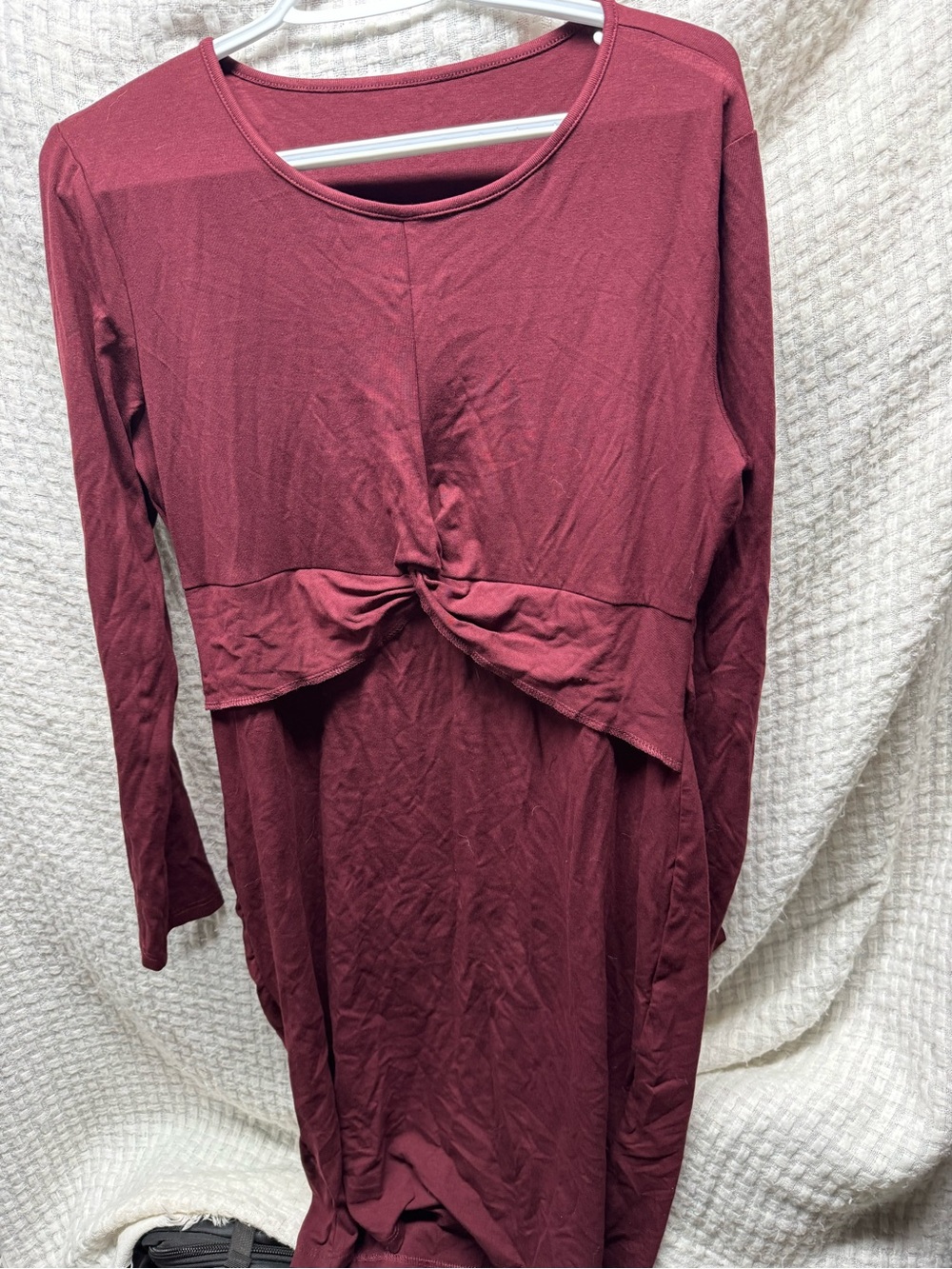 Women's Long Sleeve Twist-Front Top in Burgundy